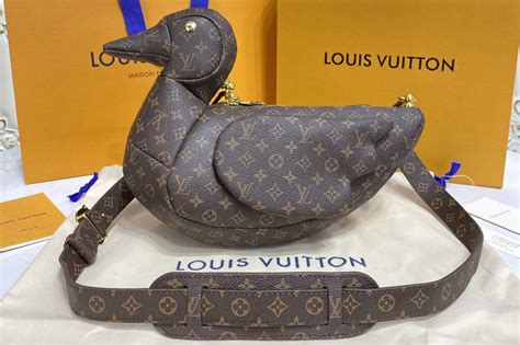 lv duck.